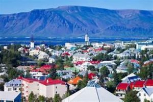 Unique Christmas Vacation Ideas: Beyond the Market for a Once-in-a-Lifetime Trip